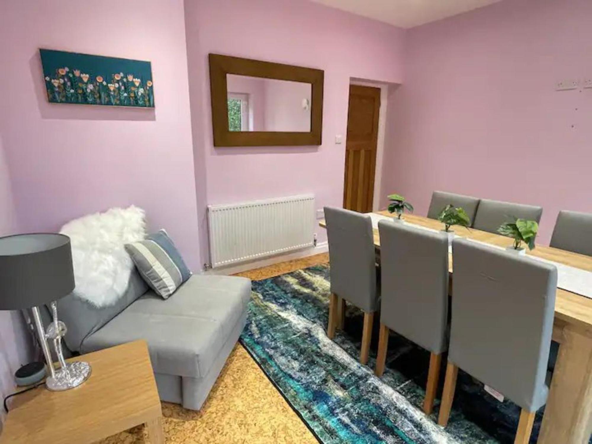 3Br Pet And Bike Friendly Cosy Haven Pass The Keys Villa Glossop Exterior photo